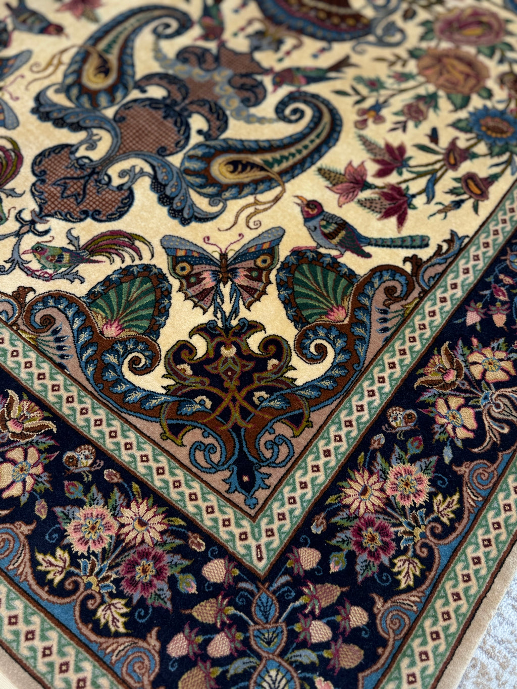 Emadi rug