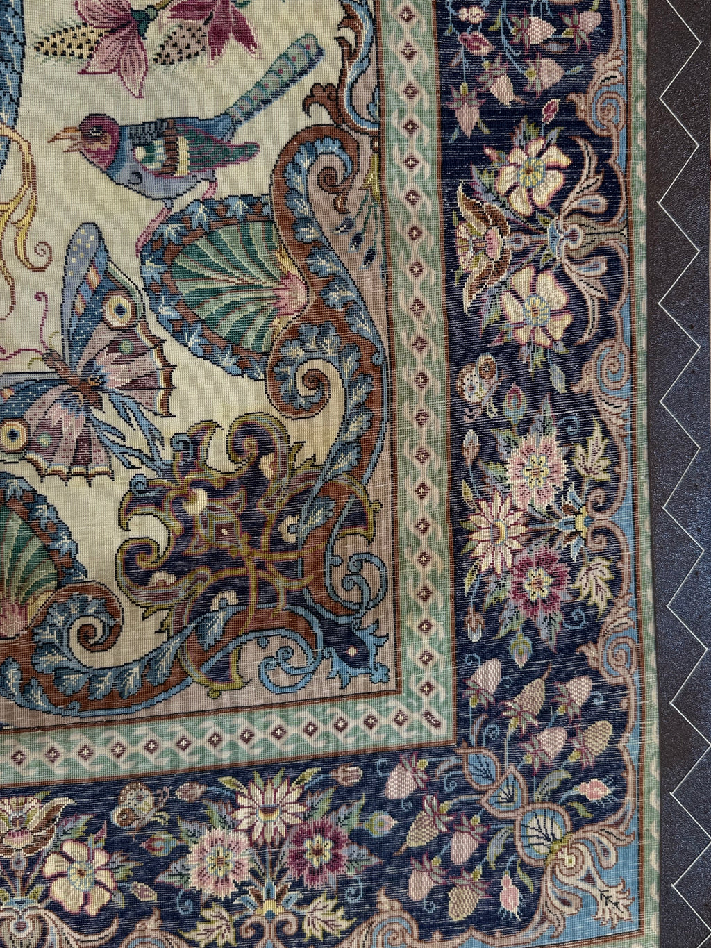 Emadi rug